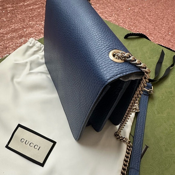 Authentic Gucci Blue Dollar Calfskin
Interlocking GG Crossbody/Shoulder
Bag NWT - Picture 5 of 8